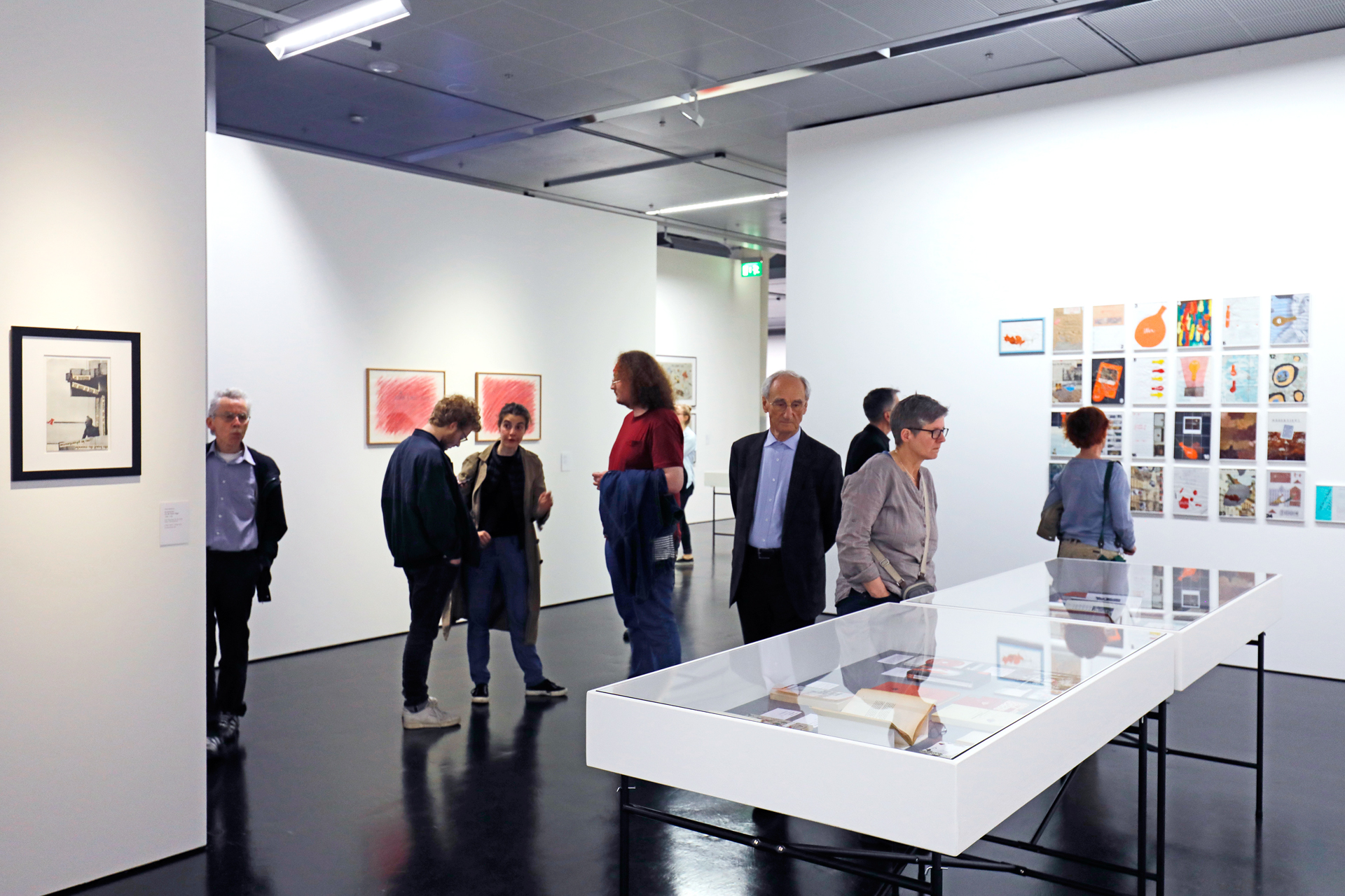 Visitors of the opening of the exhibition series »Poetic Expansions«