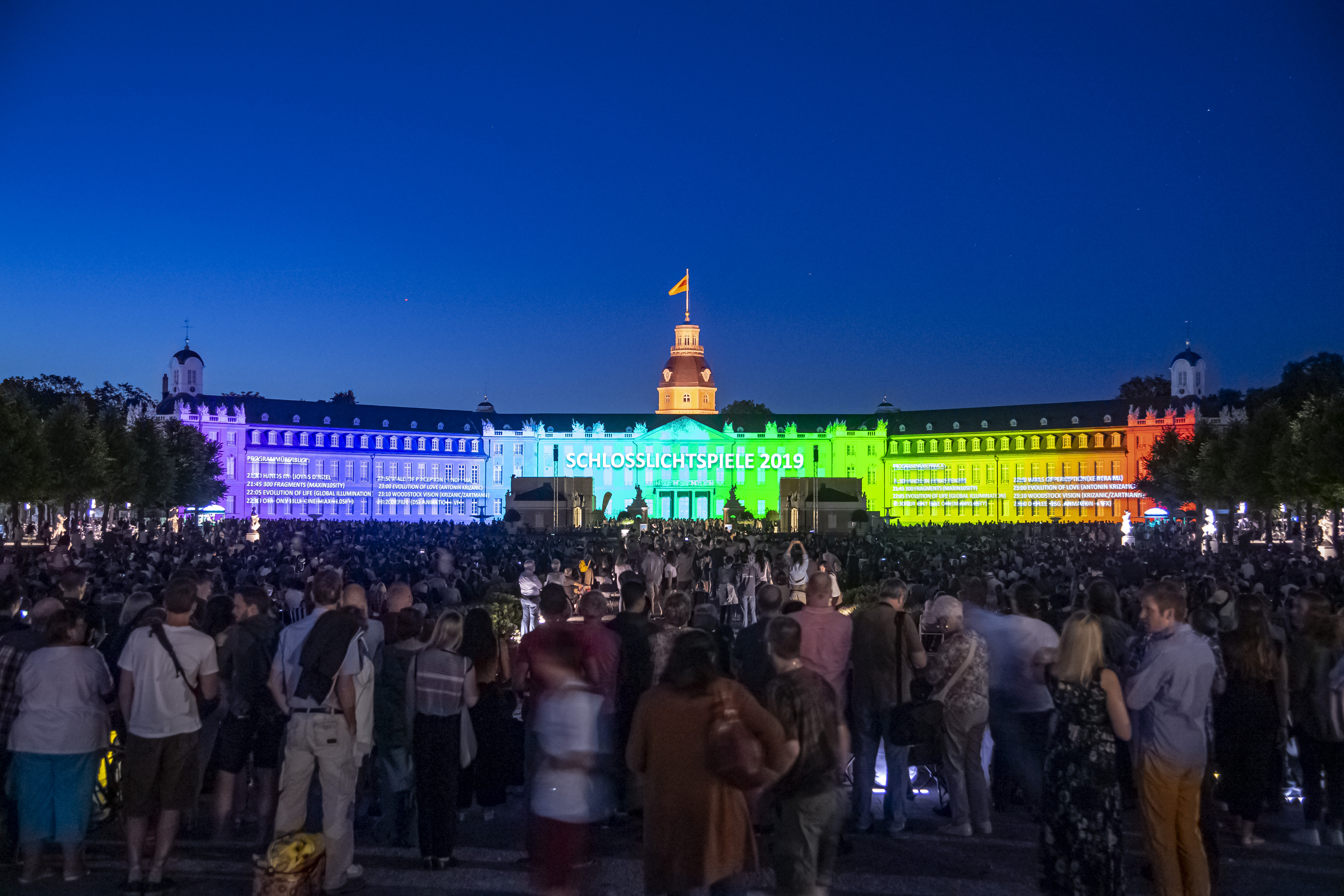 The pictures shows the opening title of »SCHLOSSLICHTSPIELE 2019«